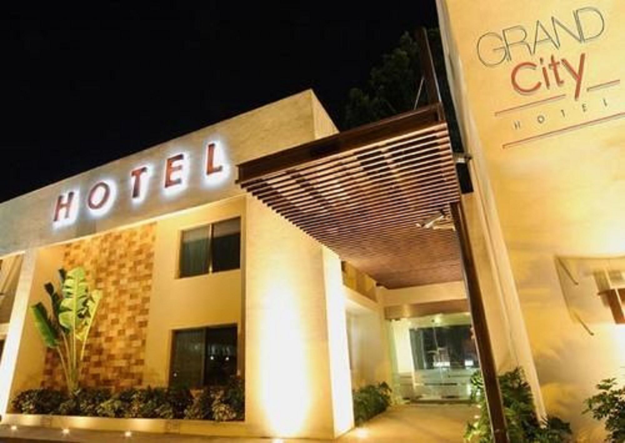 Grand City Hotel Cancún Exterior foto